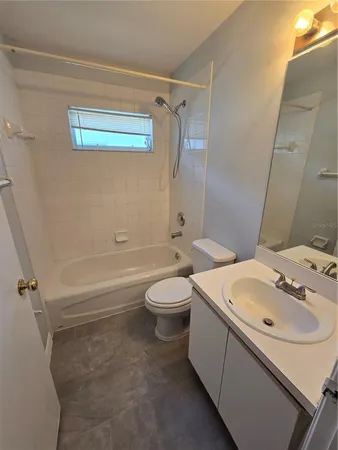 $1,895 | 3126 Pine Top Drive, Valrico, FL 33594