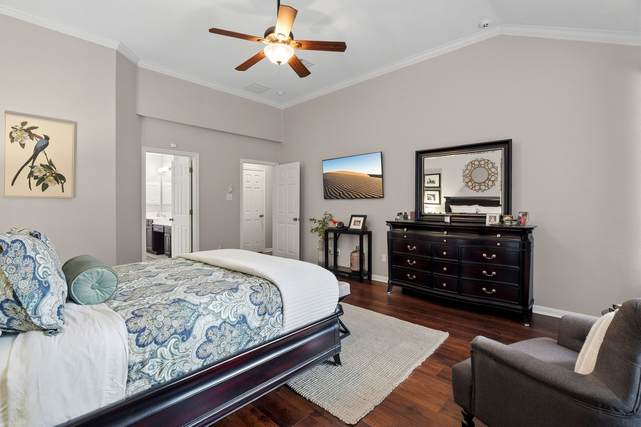 13208 Calf Roping Trail Austin, TX 78727 - Photo 28 of 40 Vaulted ceilings add a luxurious, open feel to the primary retreat.