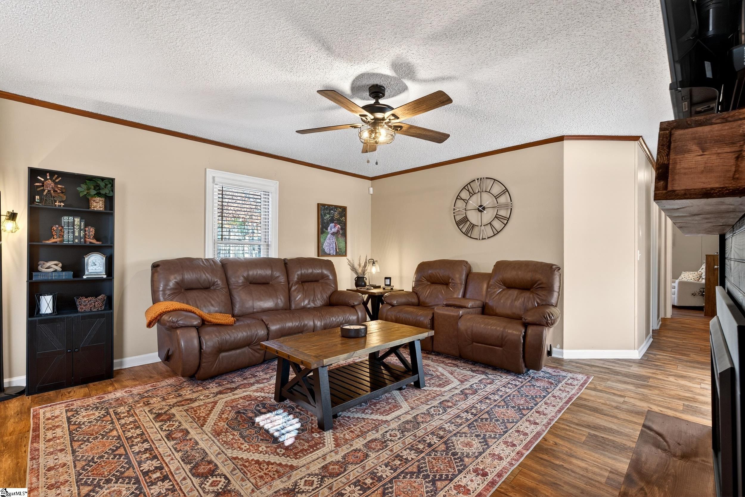 71 Lodgeview Court Gray Court, SC 29645 - Photo 11 of 47