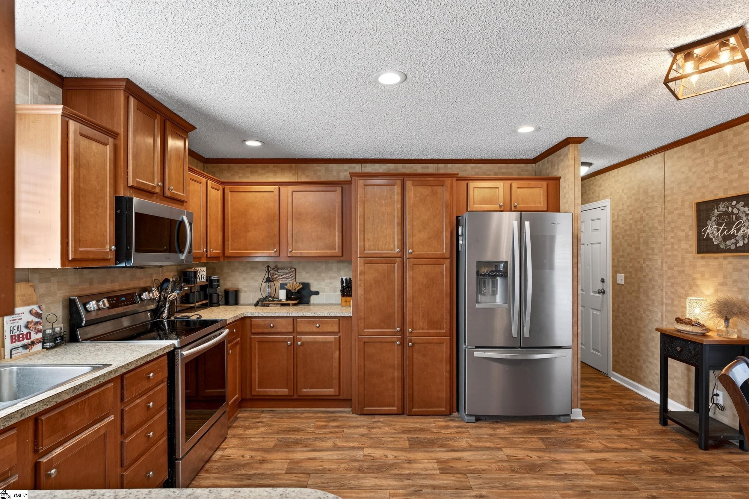 71 Lodgeview Court Gray Court, SC 29645 - Photo 16 of 47