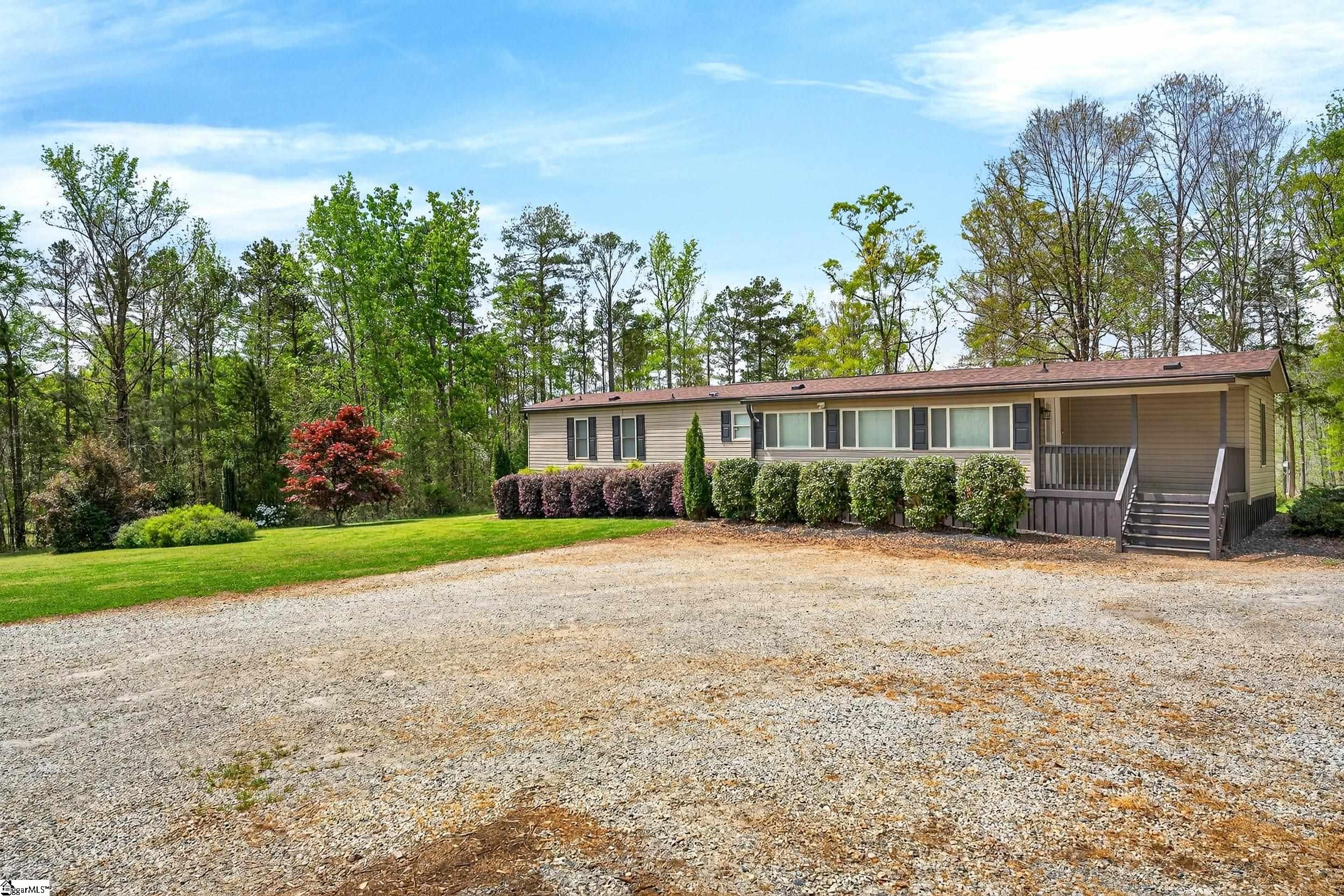 71 Lodgeview Court Gray Court, SC 29645 - Photo 33 of 47