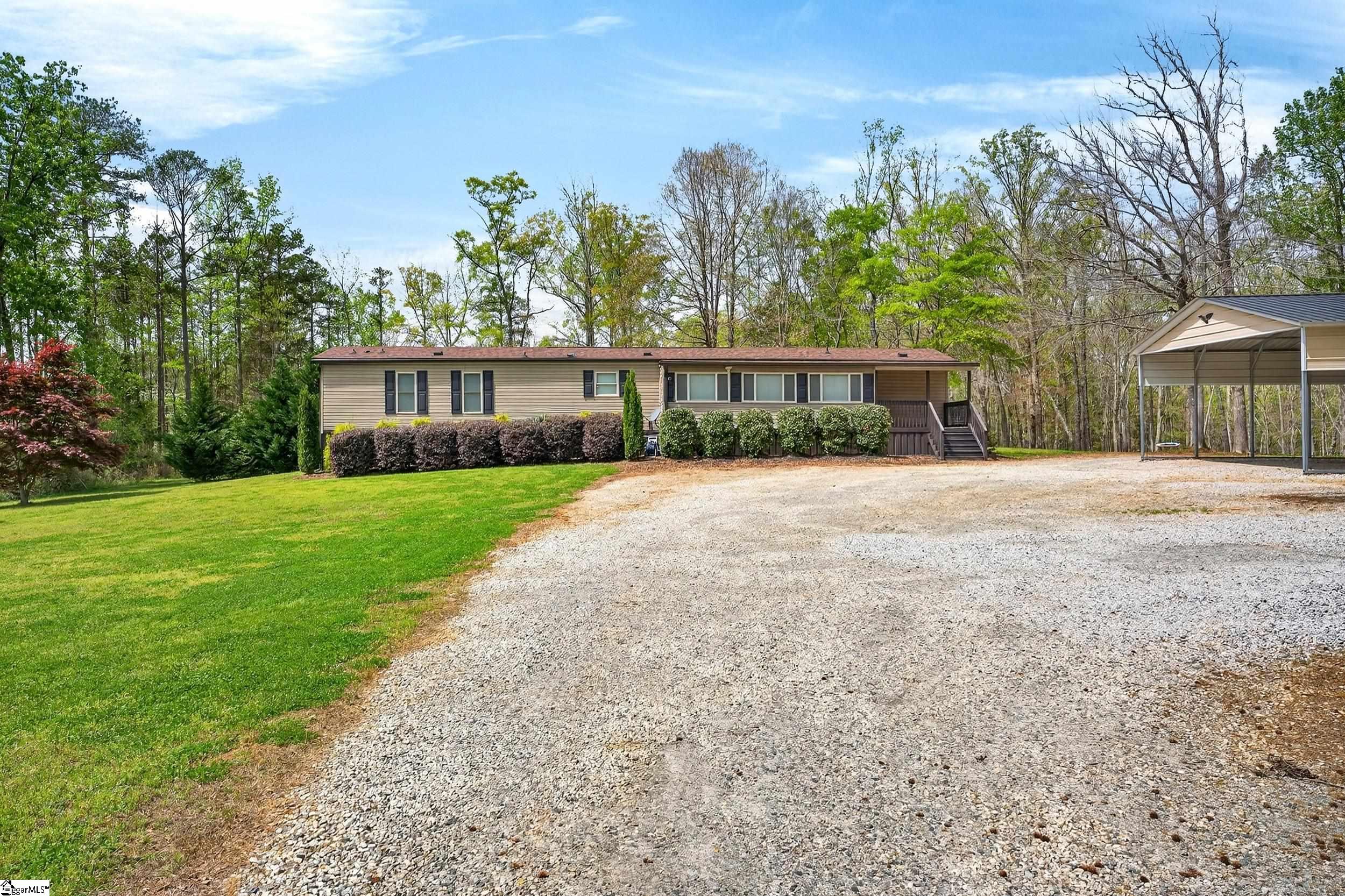71 Lodgeview Court Gray Court, SC 29645 - Photo 5 of 47