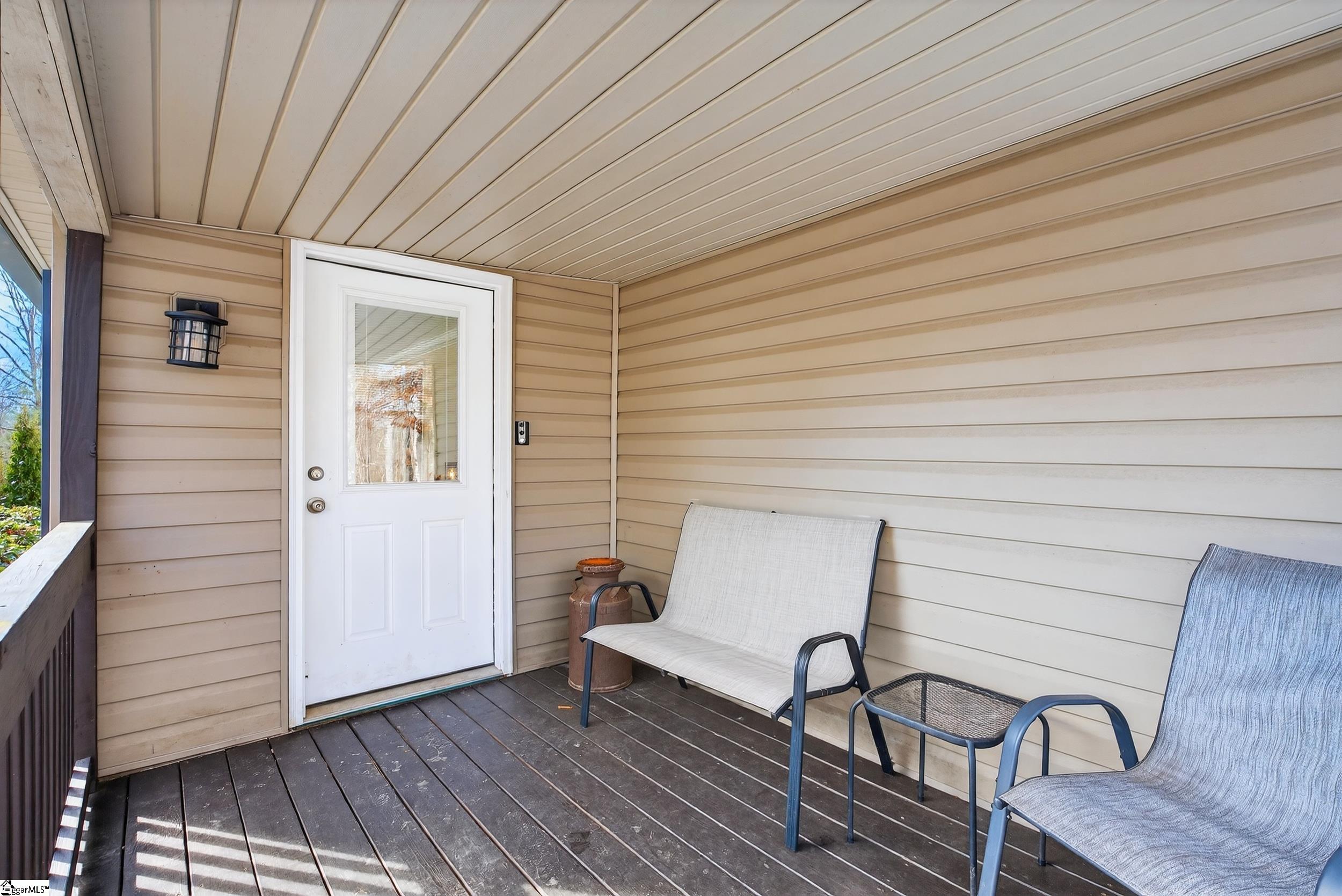 71 Lodgeview Court Gray Court, SC 29645 - Photo 6 of 47