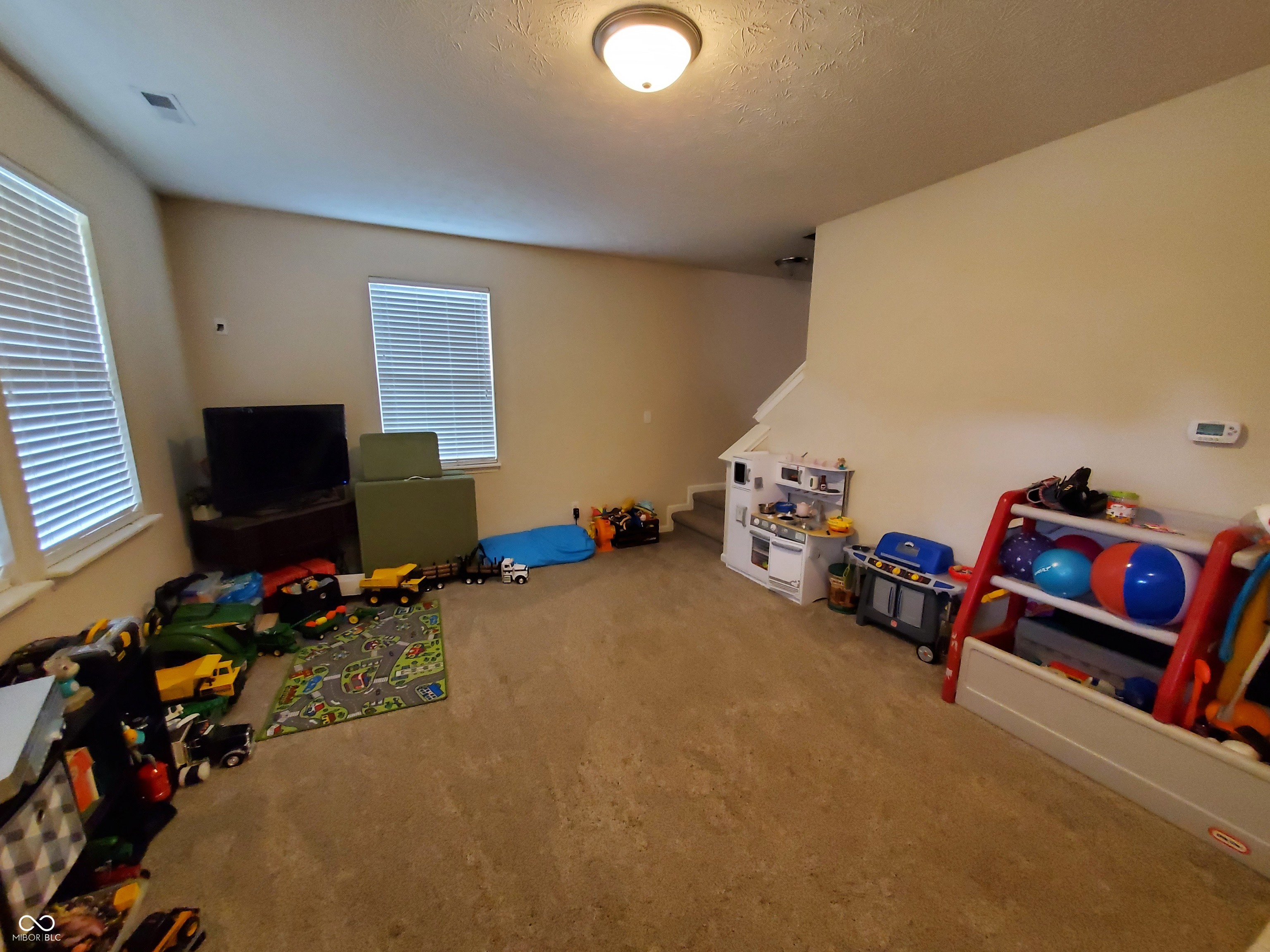 1744 Cold Springs Drive Pendleton, IN 46064 - Photo 5 of 27