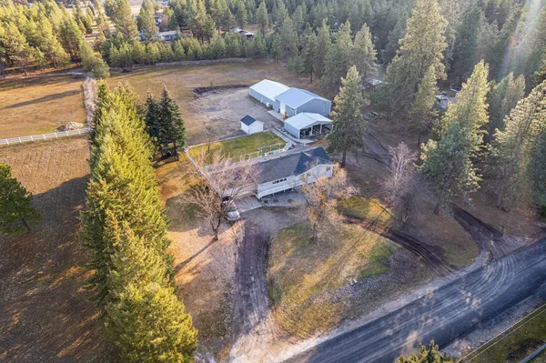 $596,000 | 3732 East Westwood Avenue, Chattaroy, WA 99003