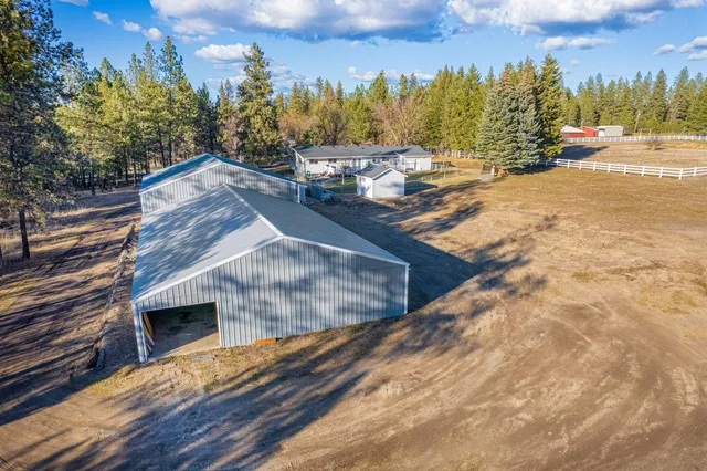 $596,000 | 3732 East Westwood Avenue, Chattaroy, WA 99003