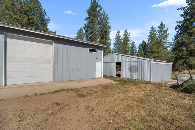 $596,000 | 3732 East Westwood Avenue, Chattaroy, WA 99003