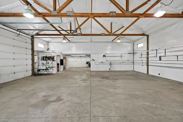 $596,000 | 3732 East Westwood Avenue, Chattaroy, WA 99003