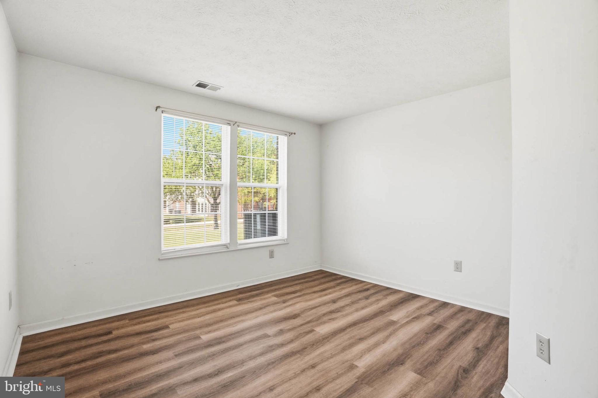 699 Winding Stream Way, Unit 102 Odenton, MD 21113 - Photo 18 of 30 Bedroom 2