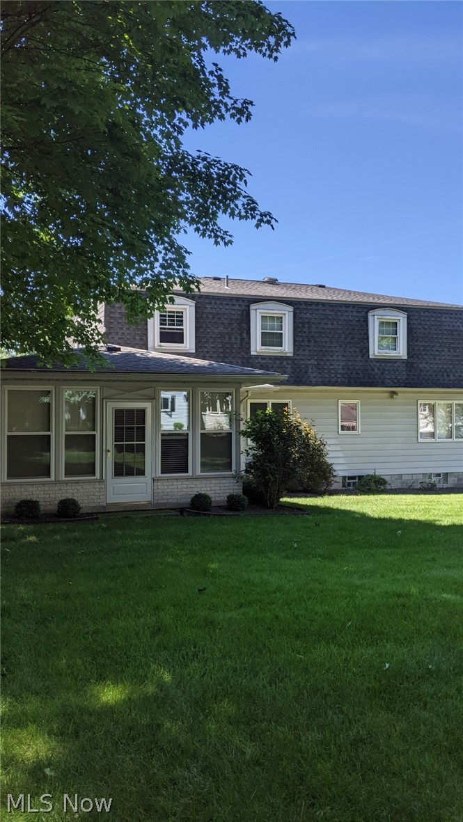 849 Upton Road Youngstown, OH 44509 - Photo 6 of 33 Rear View
