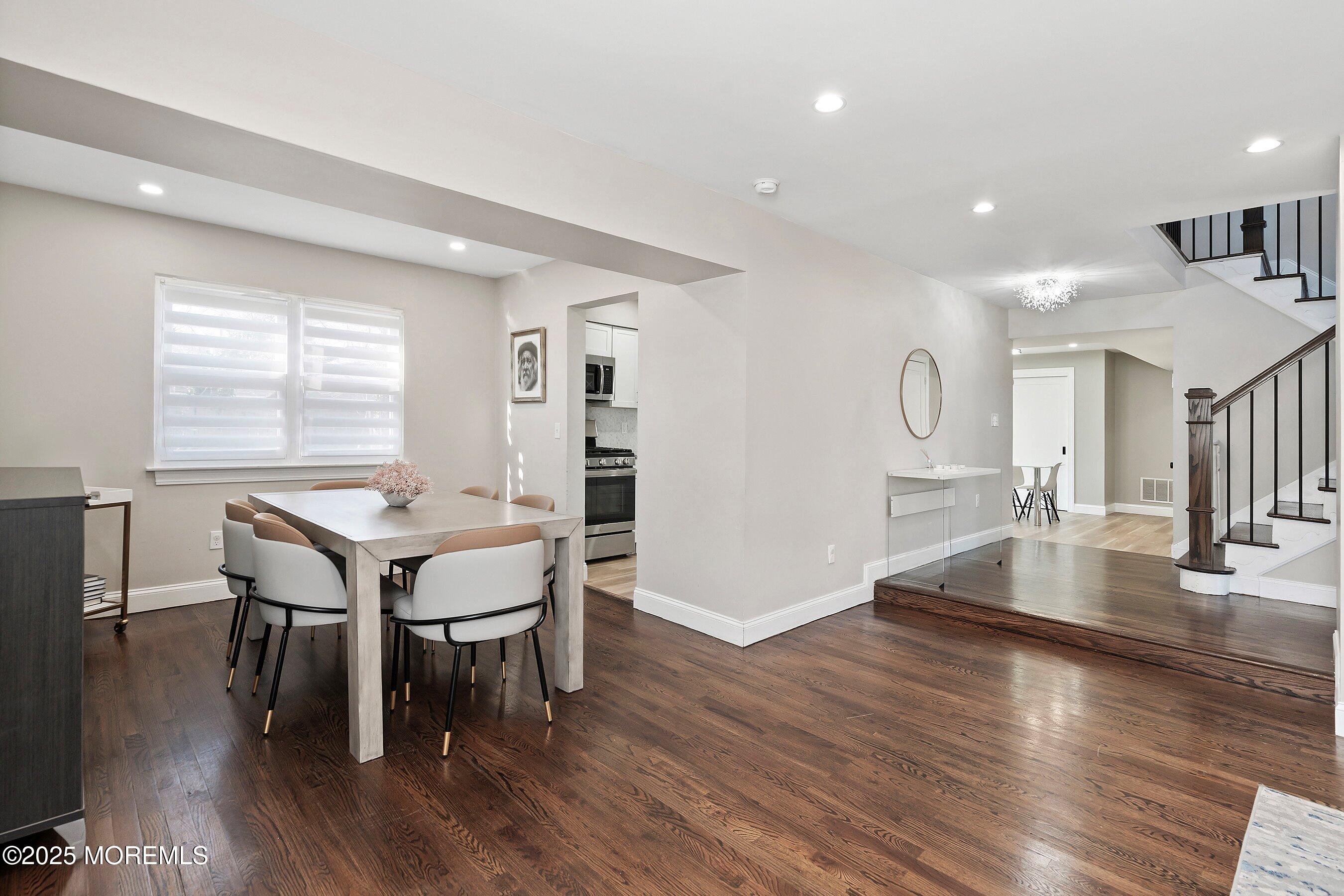 29 Fox Drive Jackson, NJ 08527 - Photo 11 of 41 10-Dining 1A