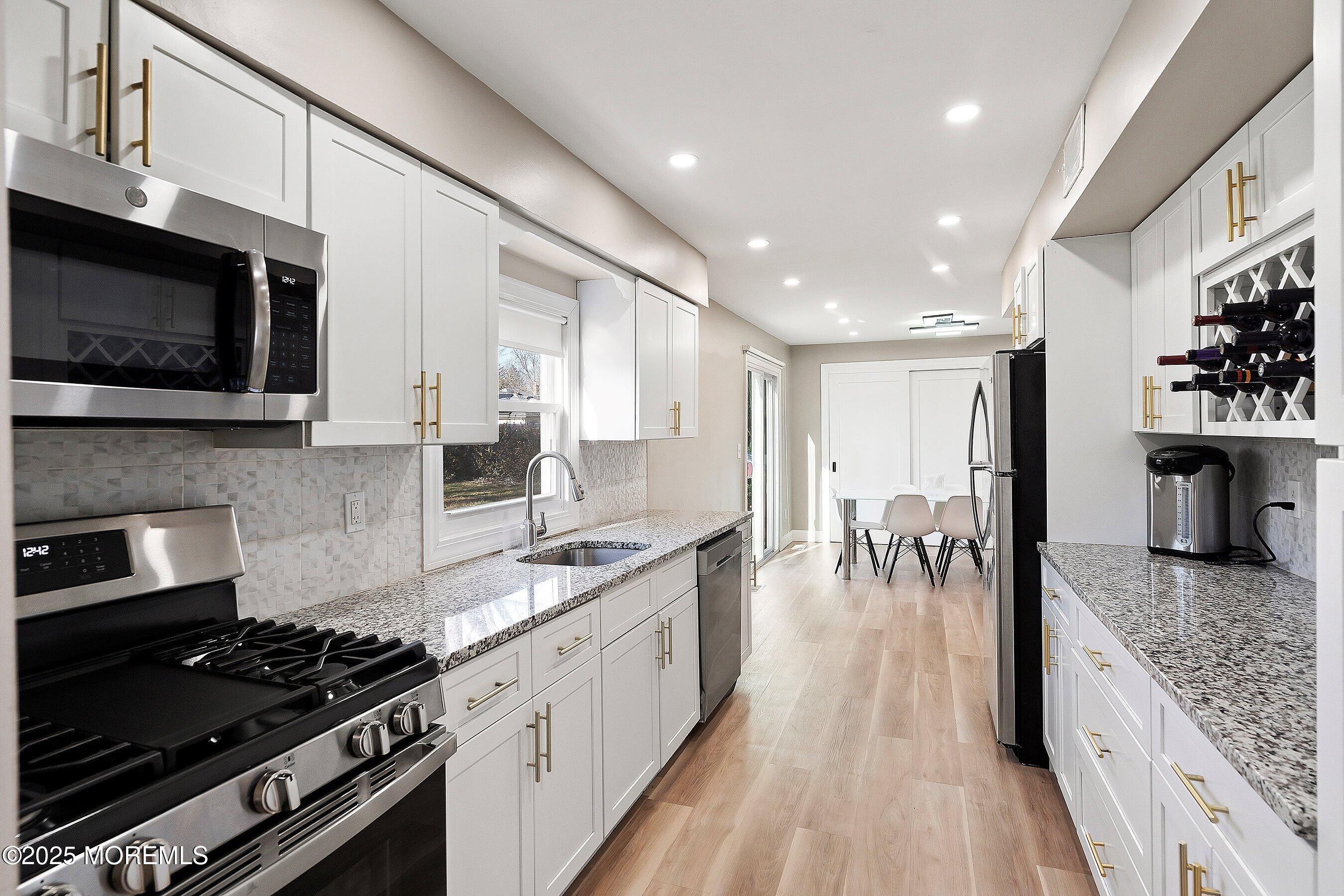 29 Fox Drive Jackson, NJ 08527 - Photo 15 of 41 14-Kitchen 1C