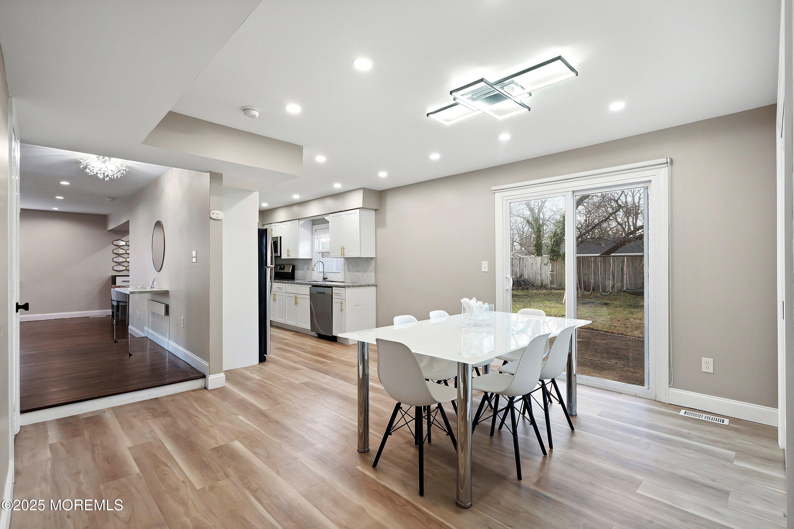 29 Fox Drive Jackson, NJ 08527 - Photo 17 of 41 16-Breakfast 1B