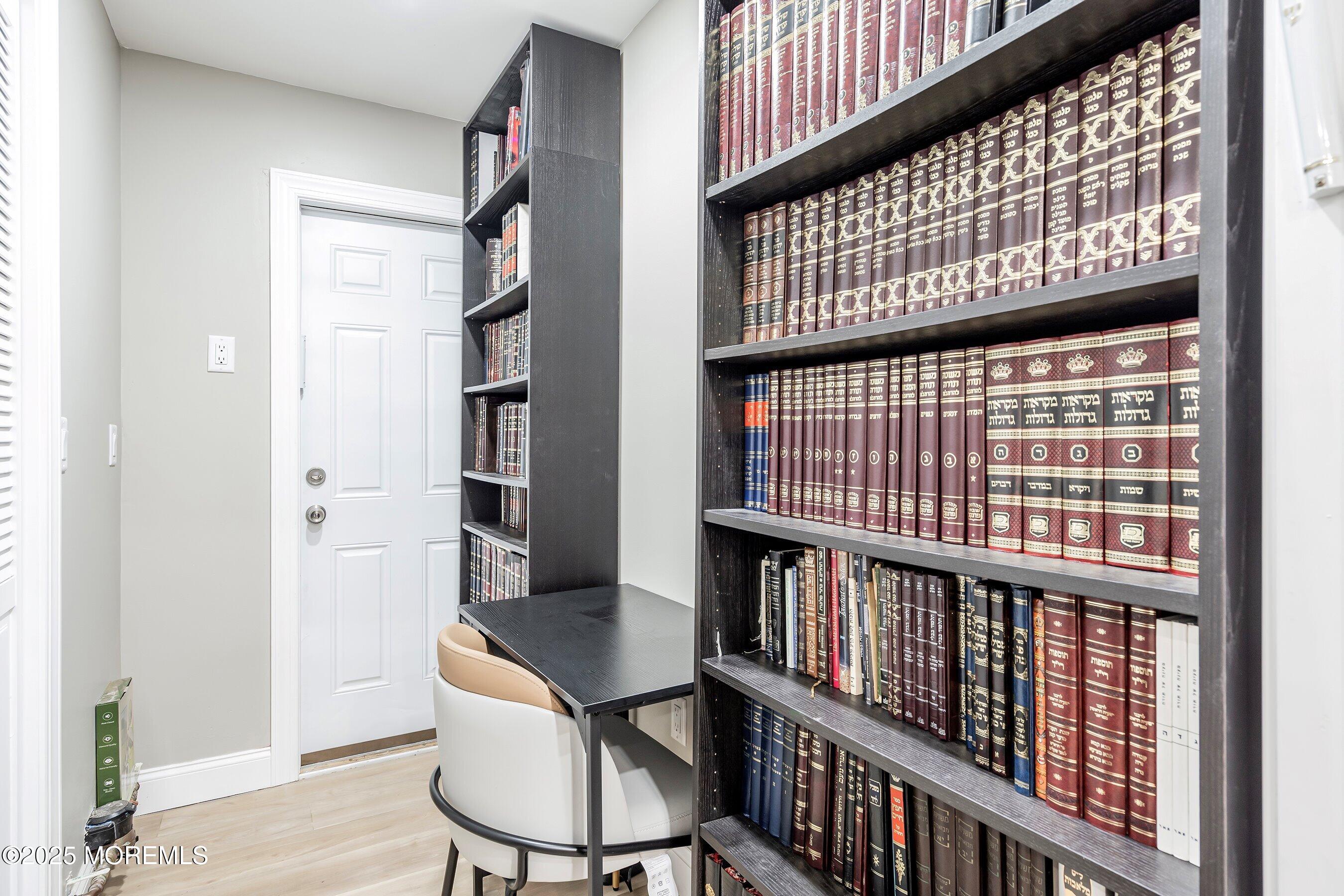 29 Fox Drive Jackson, NJ 08527 - Photo 21 of 41 20-Office