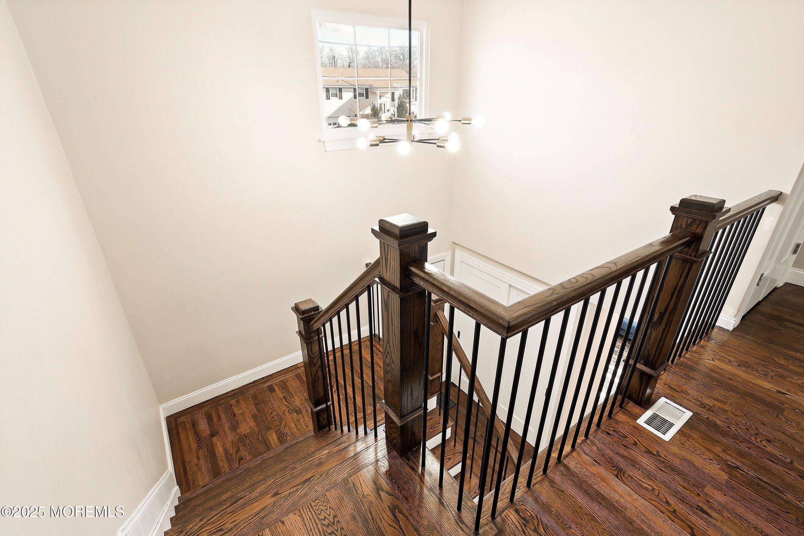 29 Fox Drive Jackson, NJ 08527 - Photo 23 of 41 23-Stairs 1B
