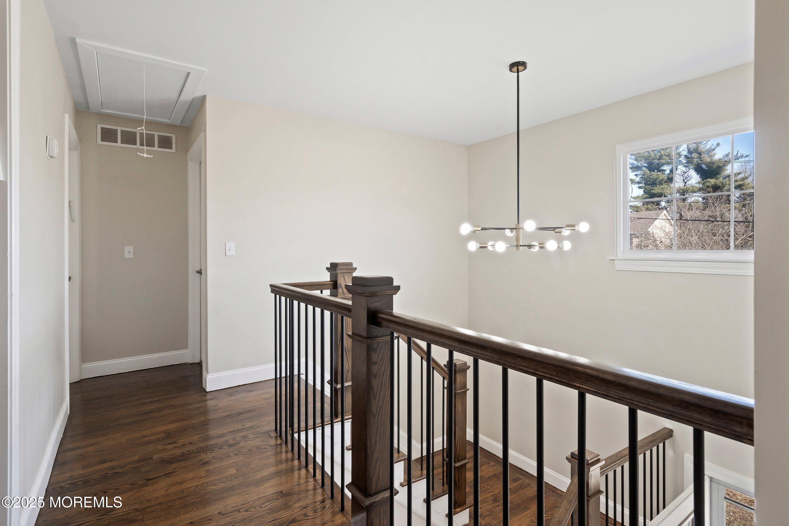 29 Fox Drive Jackson, NJ 08527 - Photo 24 of 41 24-Landing