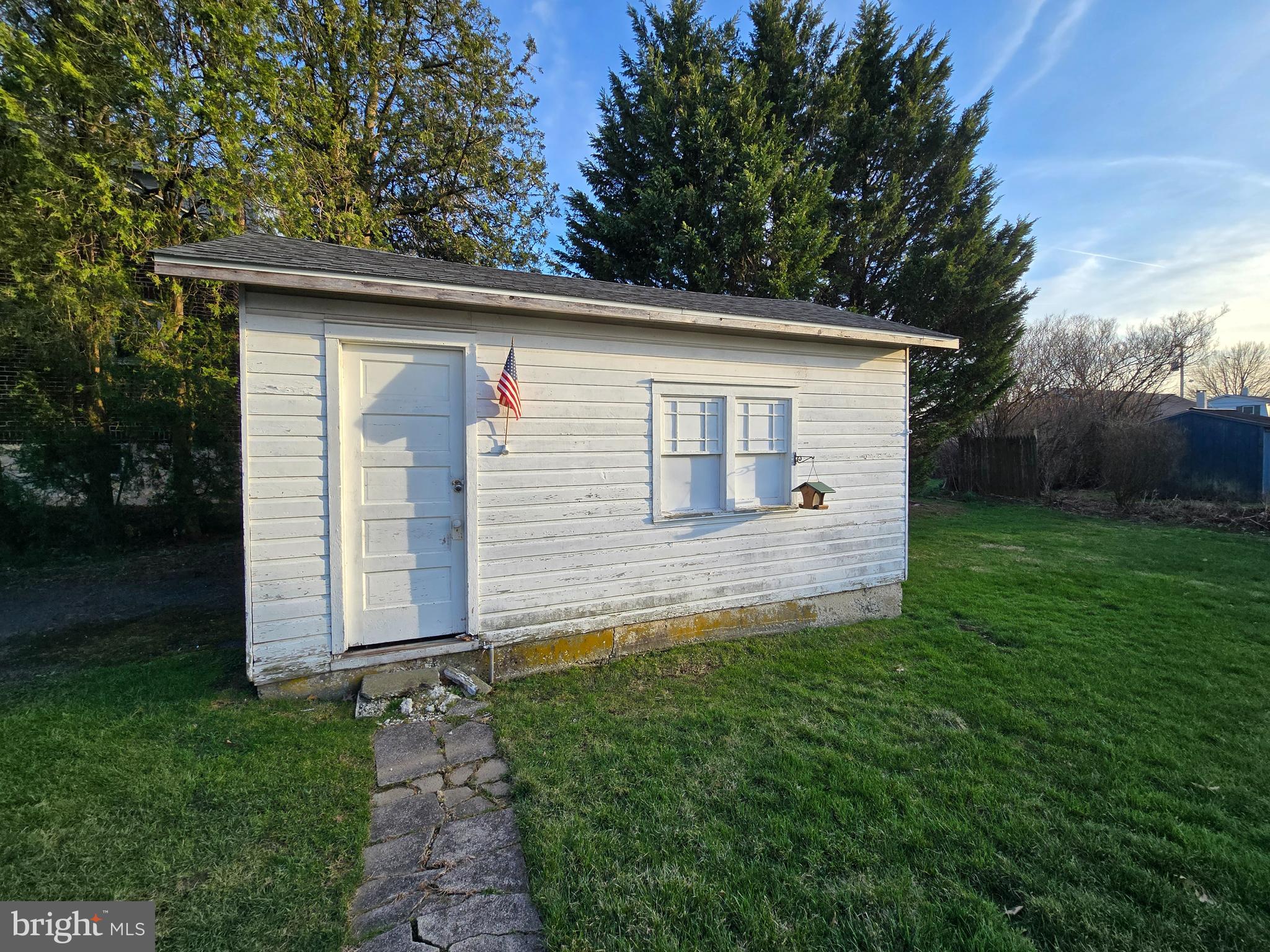 3424 Raymond Street Reading, PA 19605 - Photo 23 of 30 Garage