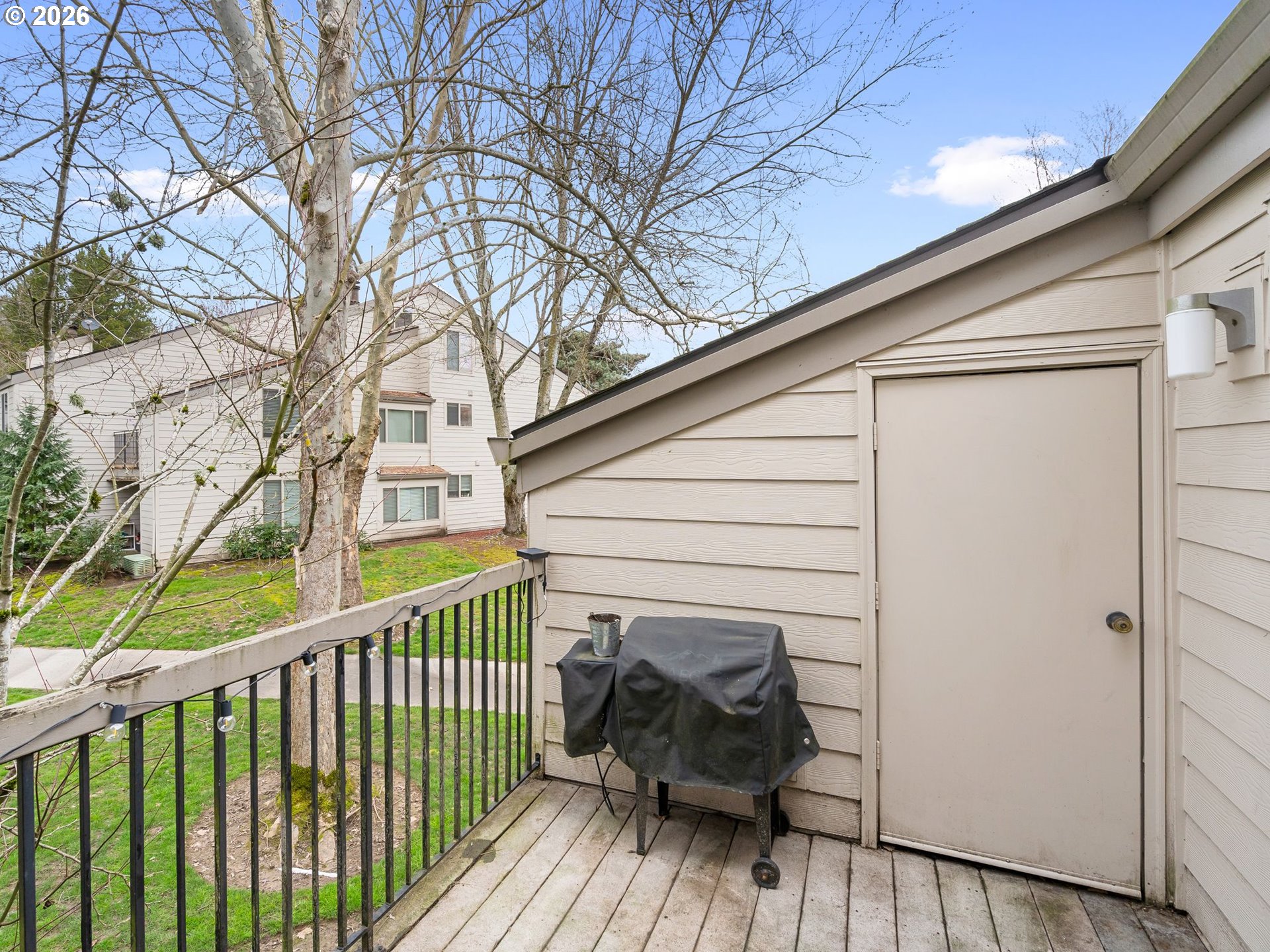 10217 Southwest Trapper Terrace Beaverton, OR 97008 - Photo 12 of 34