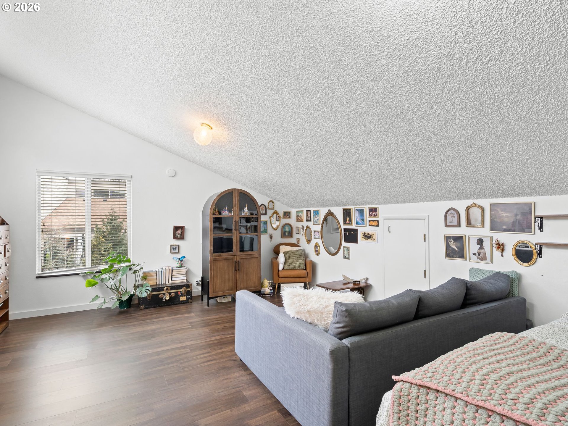 10217 Southwest Trapper Terrace Beaverton, OR 97008 - Photo 17 of 34