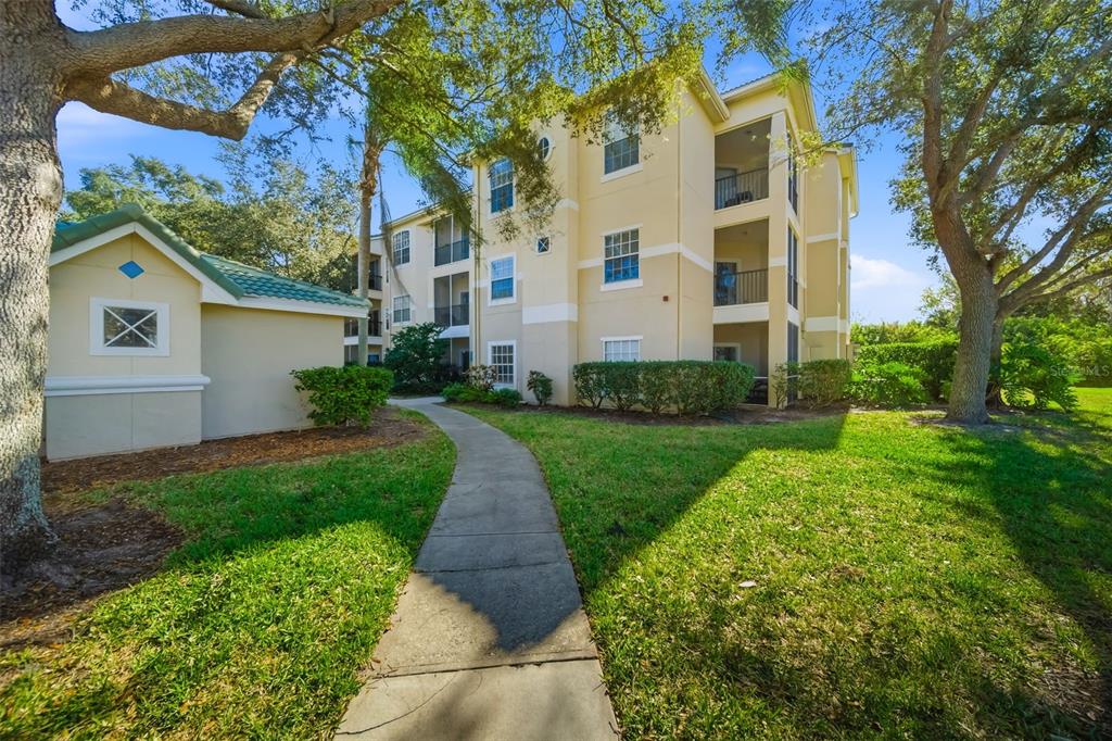 5134 Northridge Road, Unit 206 Sarasota, FL 34238 - Photo 4 of 30