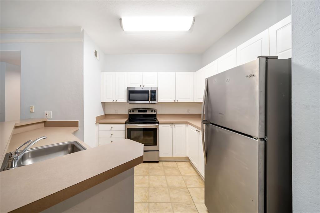 5134 Northridge Road, Unit 206 Sarasota, FL 34238 - Photo 7 of 30