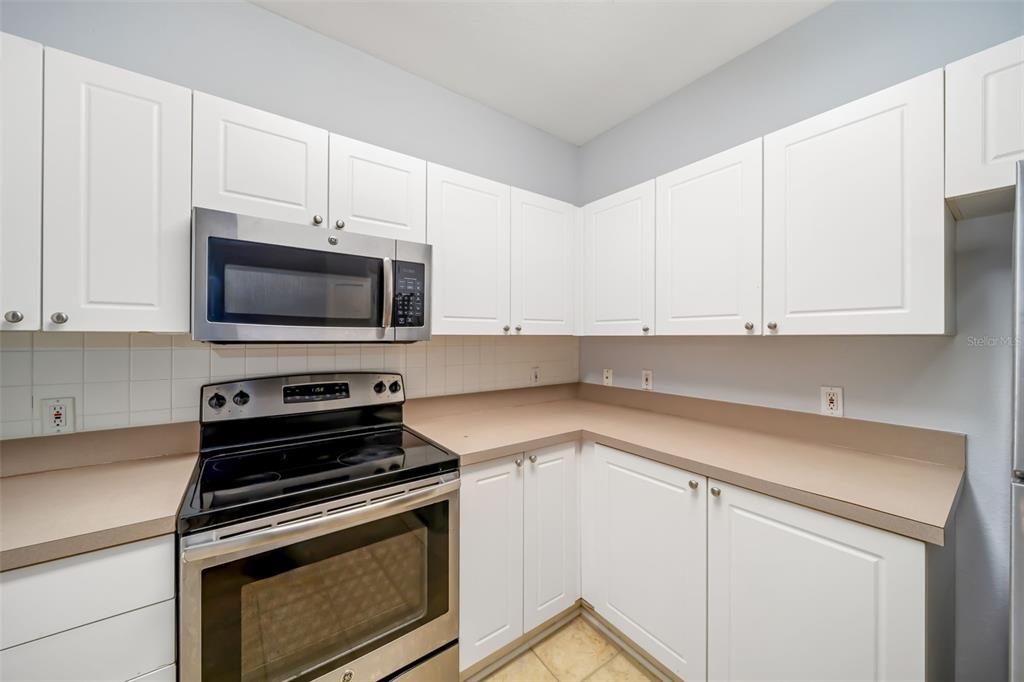 5134 Northridge Road, Unit 206 Sarasota, FL 34238 - Photo 9 of 30