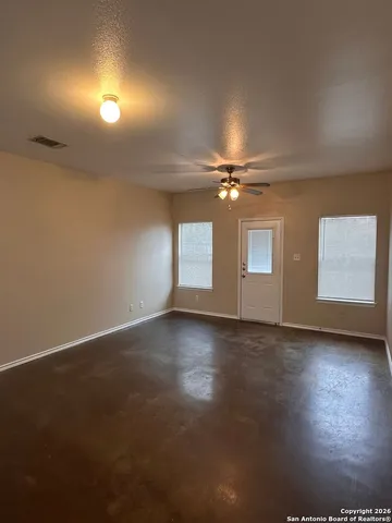 $1,195 | 10718 Mathom Landing, Unit 3, Universal City, TX 78148