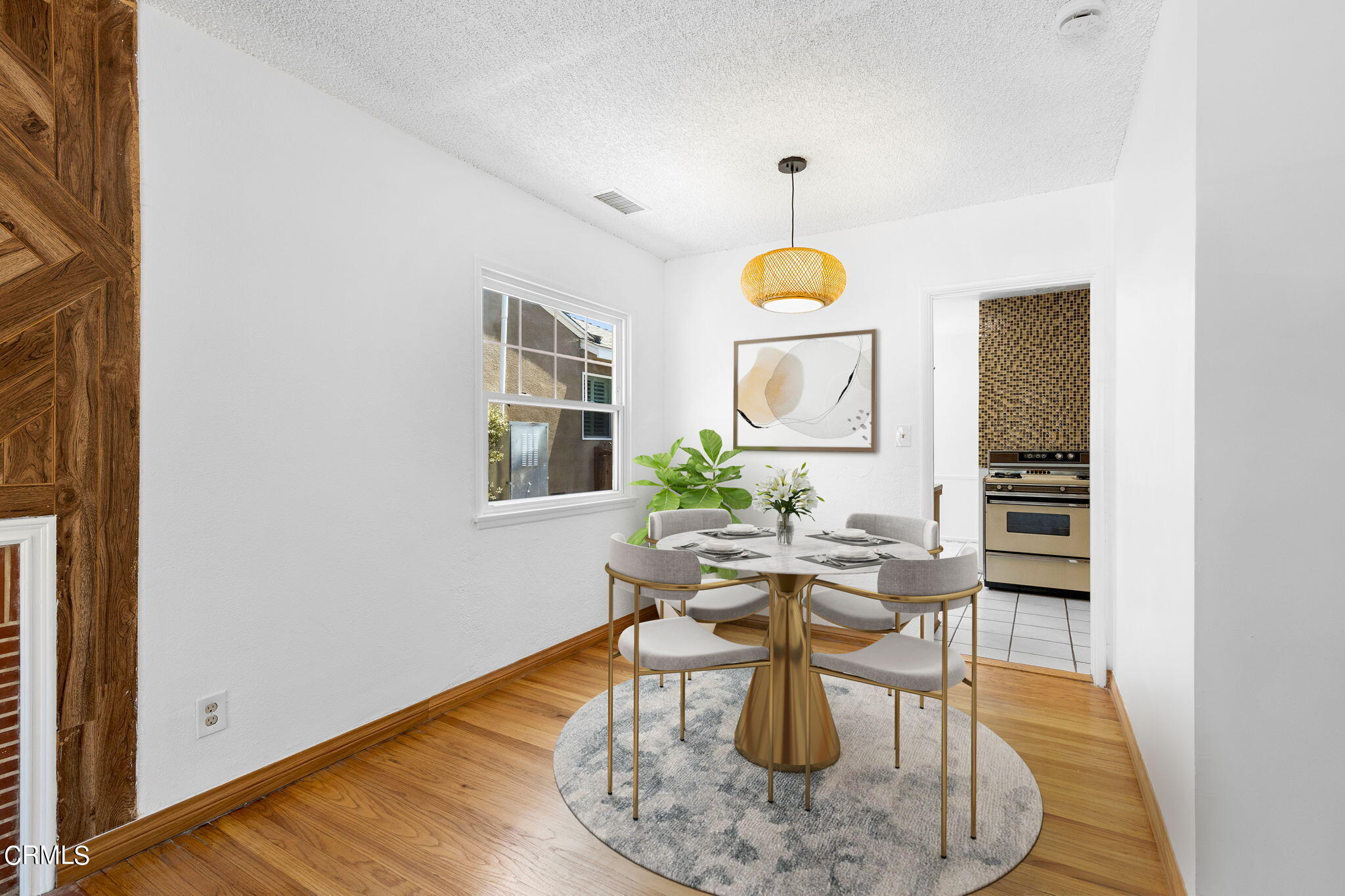 50 Marathon Road Altadena, CA 91001 - Photo 11 of 33 a workspace room with wooden floor furniture and a window