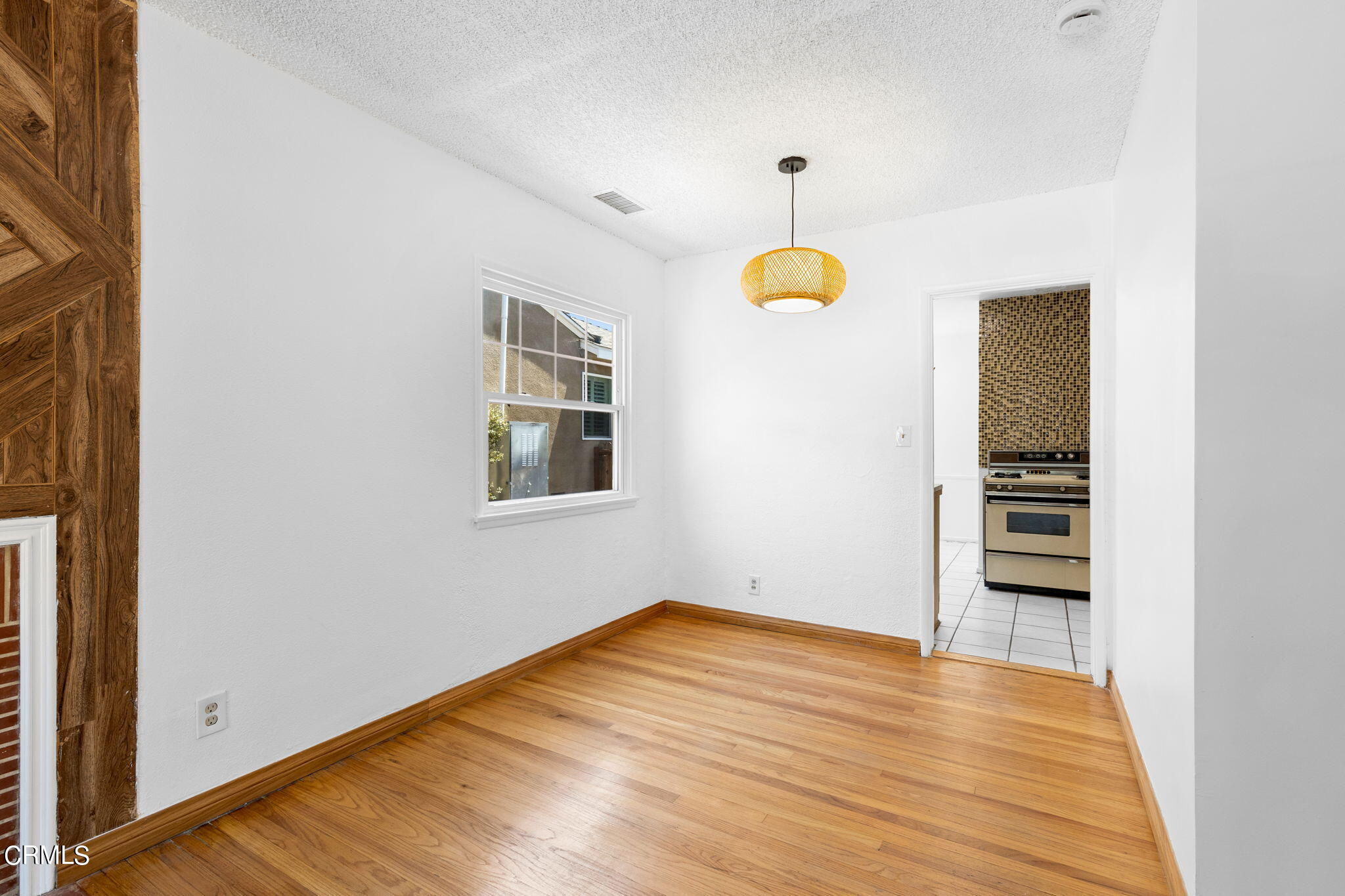 50 Marathon Road Altadena, CA 91001 - Photo 10 of 33 a view of empty room with wooden floor