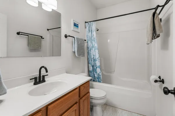 $314,900 | 3920 Trailway Drive, Champaign, IL 61822