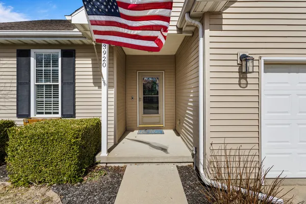 $314,900 | 3920 Trailway Drive, Champaign, IL 61822