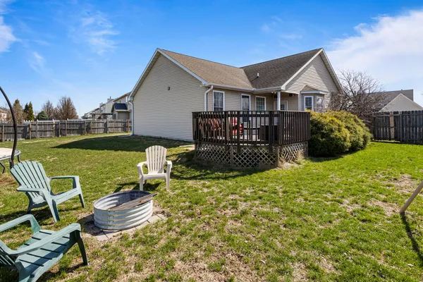 $314,900 | 3920 Trailway Drive, Champaign, IL 61822