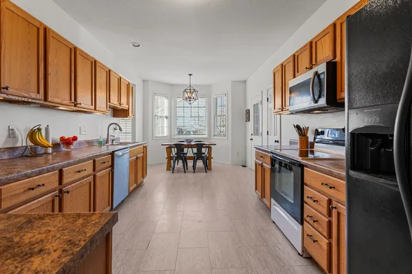 $309,900 | 3920 Trailway Drive, Champaign, IL 61822