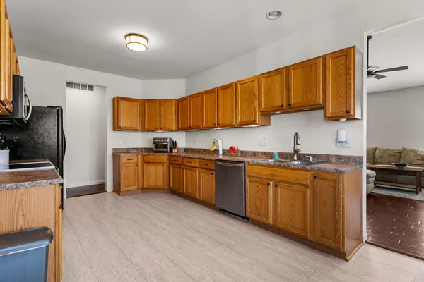$314,900 | 3920 Trailway Drive, Champaign, IL 61822