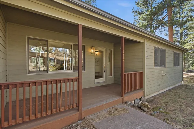 $899,000 | 7030 South Blue Creek Road, Evergreen, CO 80439