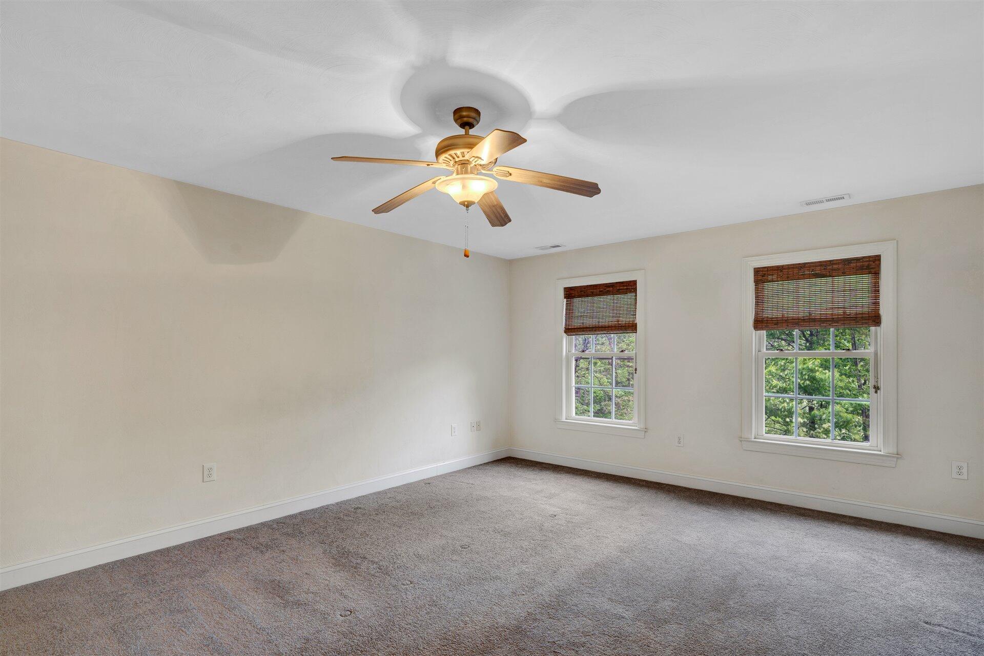 3334 Hidden Oak Road Southwest Roanoke, VA 24018 - Photo 21 of 37 21-Shows Great 3334 Hidden Oak Rd SW-21
