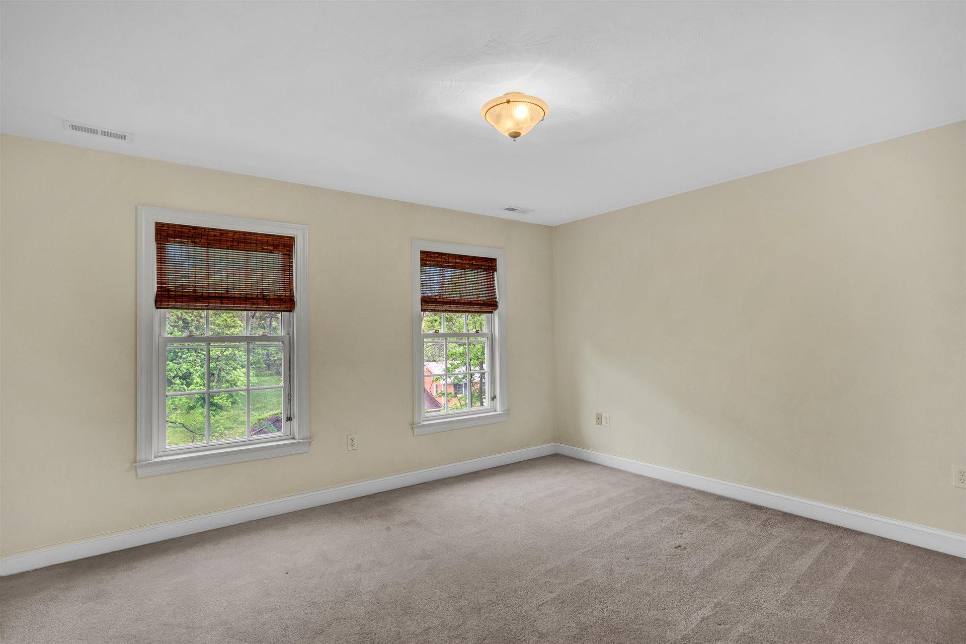 3334 Hidden Oak Road Southwest Roanoke, VA 24018 - Photo 30 of 37 30-Shows Great 3334 Hidden Oak Rd SW-30