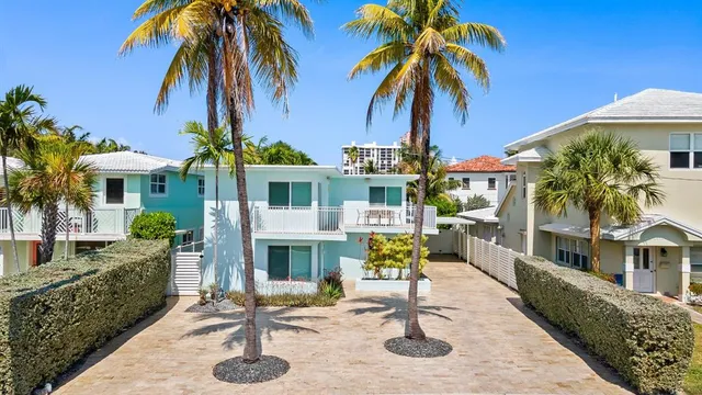 $2,320,000 | 3321 Northeast 16th Court, Fort Lauderdale, FL 33305