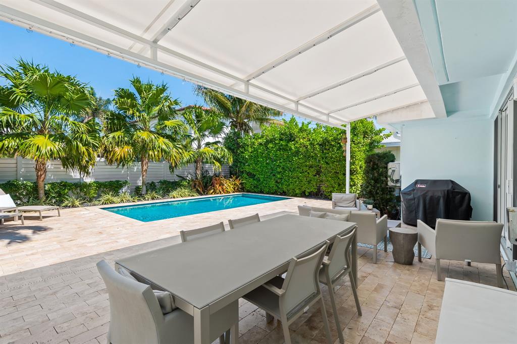 3321 Northeast 16th Court Fort Lauderdale, FL 33305 - Photo 28 of 41 a outdoor view with a sitting space
