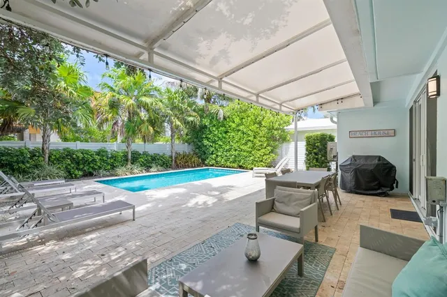 $2,320,000 | 3321 Northeast 16th Court, Fort Lauderdale, FL 33305
