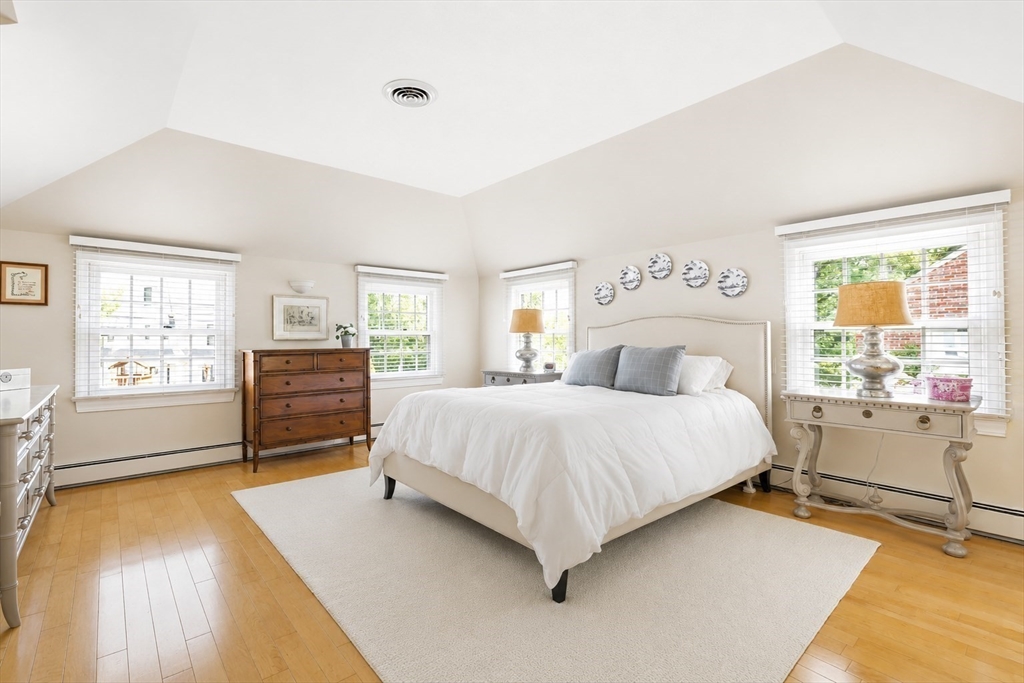 212 Broad Meadow Road Needham, MA 02492 - Photo 18 of 33