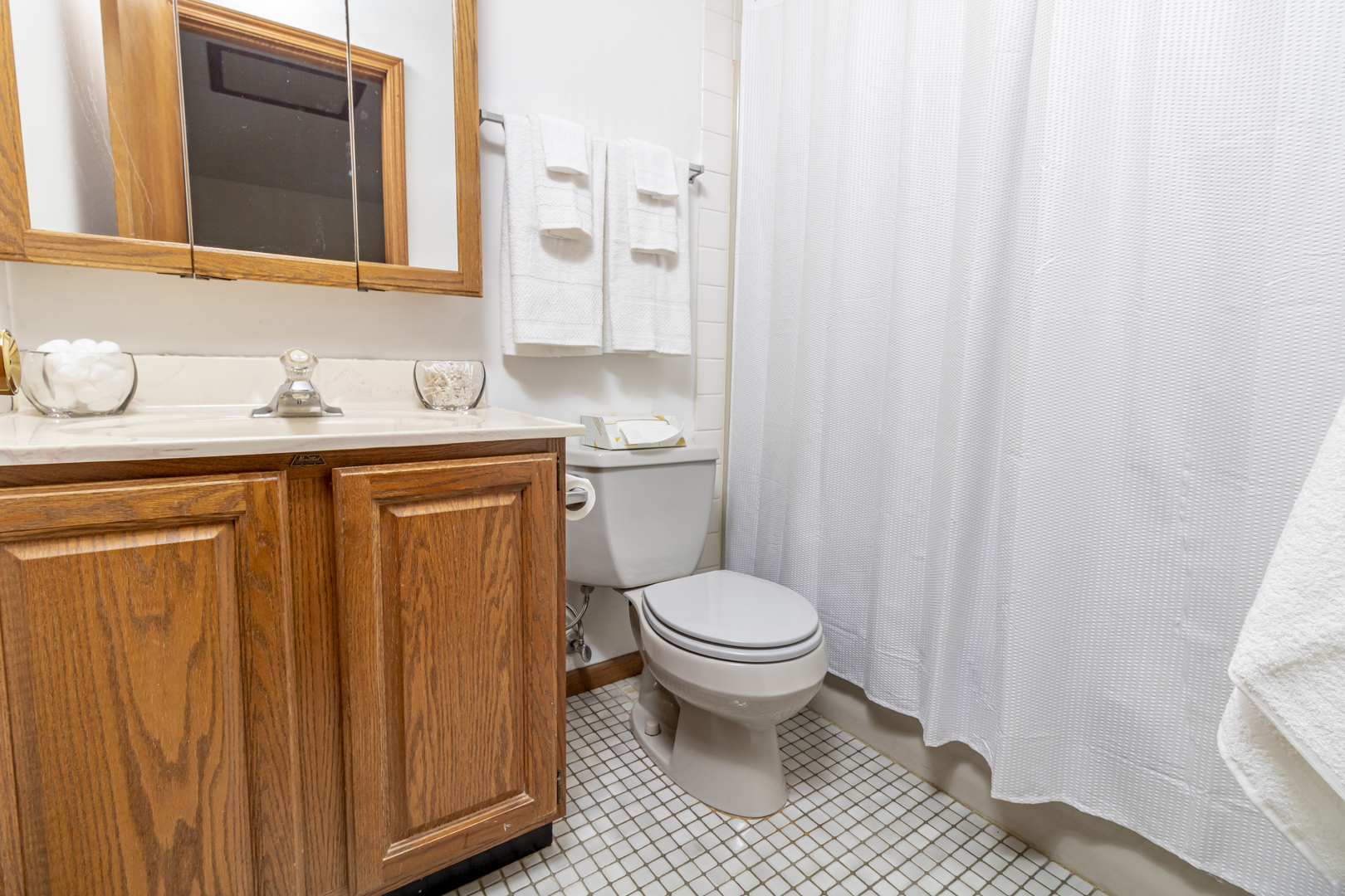 150 Eagle Point Road, Unit R Fox Lake, IL 60020 - Photo 15 of 21