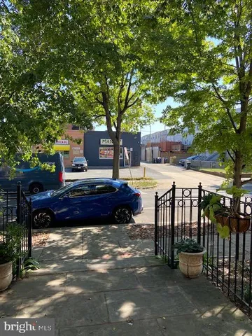 $2,100 | 410 15th Street Northeast, Unit 24, Washington, DC 20002