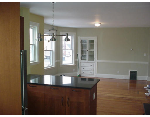 12-2 Oliver Road, Unit 2 Watertown, MA 02472 - Photo 4 of 11
