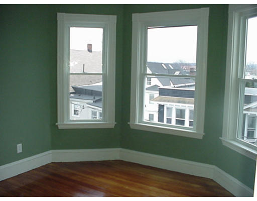 12-2 Oliver Road, Unit 2 Watertown, MA 02472 - Photo 8 of 11