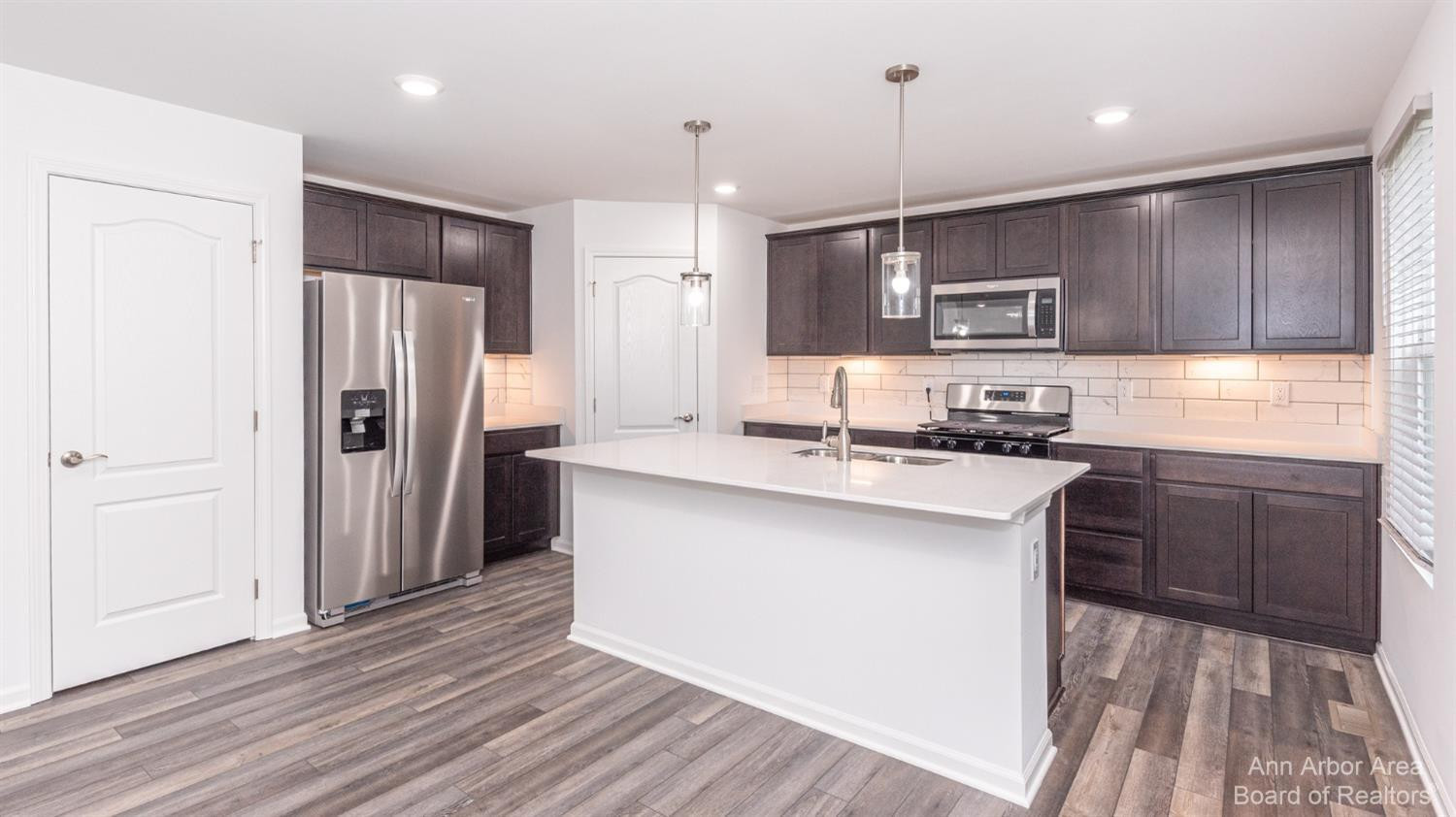 9281 Aspen Way Dexter, MI 48130 - Photo 5 of 27 Photo 5
