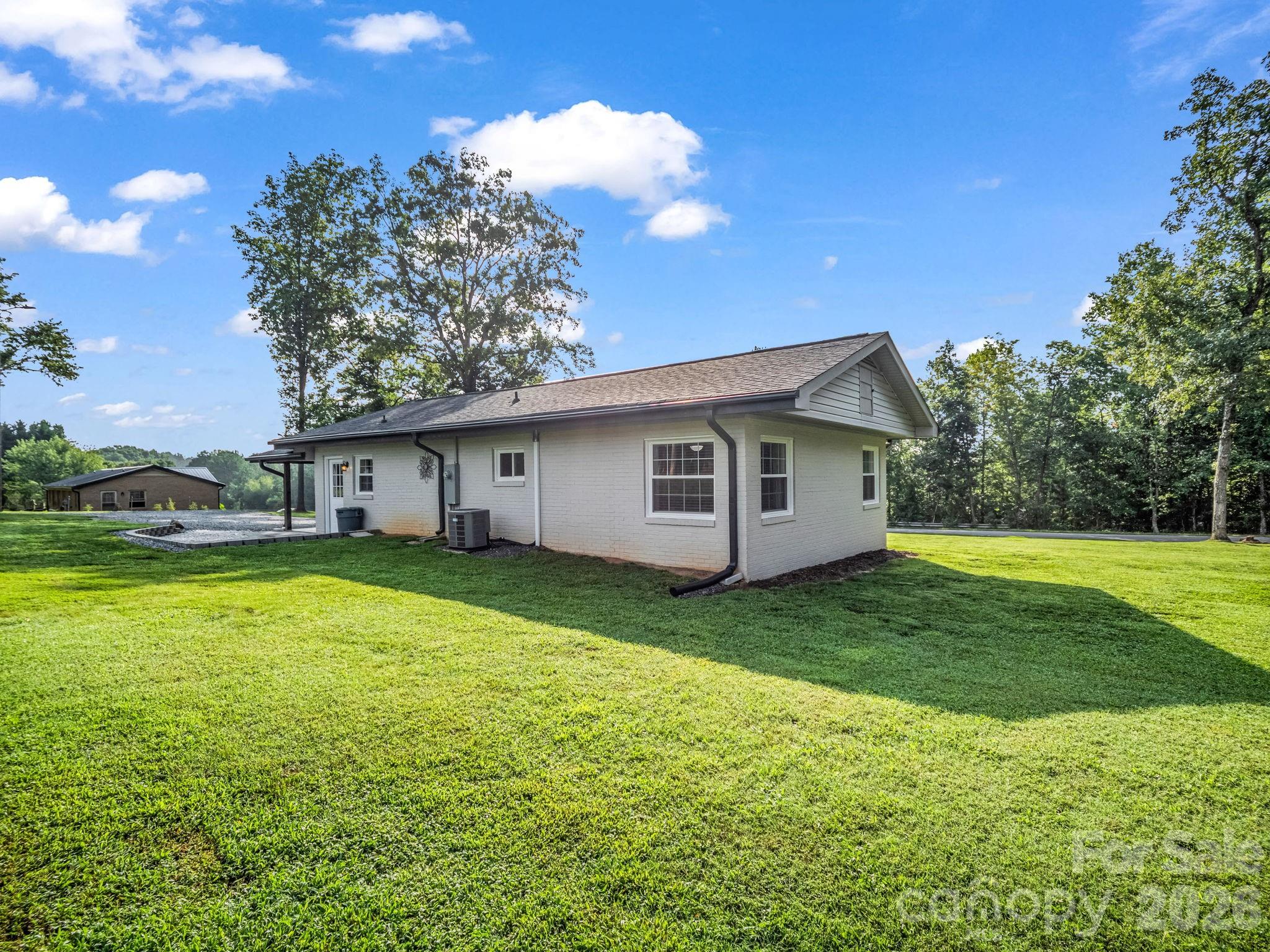 629 Thompson Road Rutherfordton, NC 28139 - Photo 37 of 39 Gallery Image 37