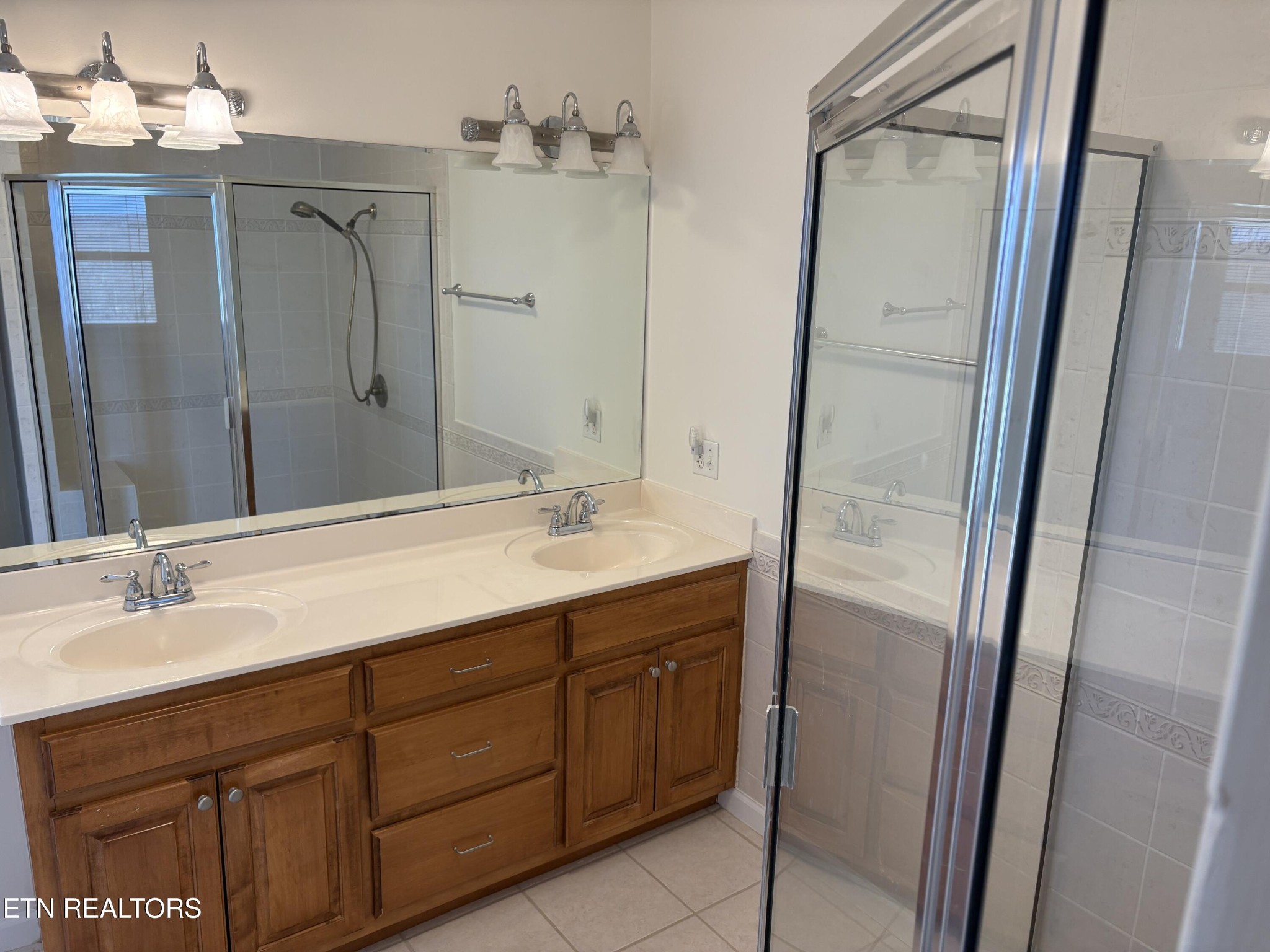 1032 Kendall Smith Road Pikeville, TN 37367 - Photo 15 of 30