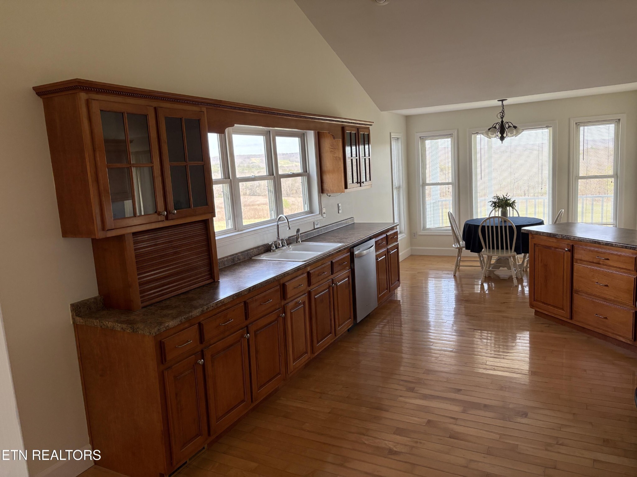 1032 Kendall Smith Road Pikeville, TN 37367 - Photo 6 of 30