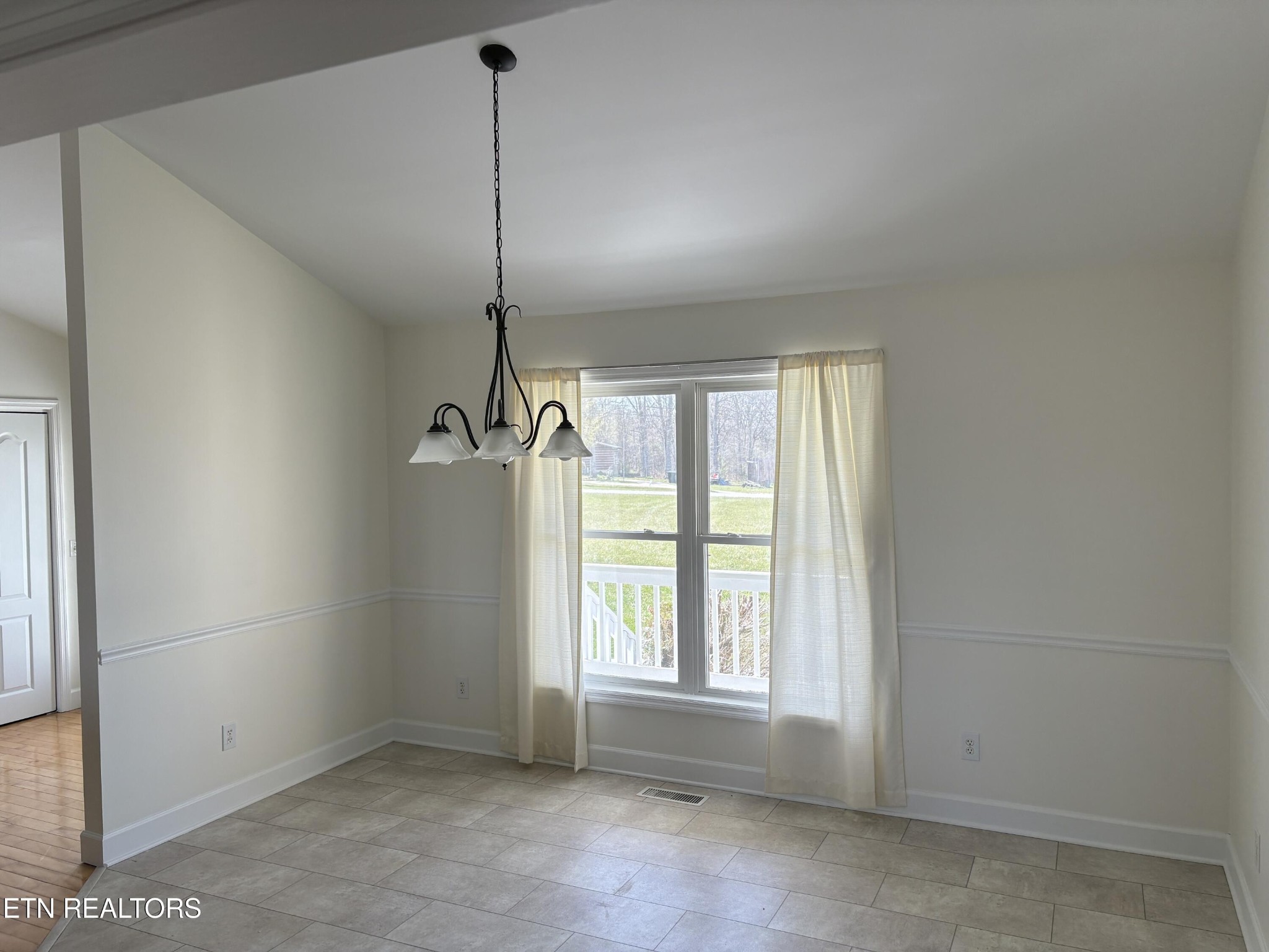 1032 Kendall Smith Road Pikeville, TN 37367 - Photo 8 of 30